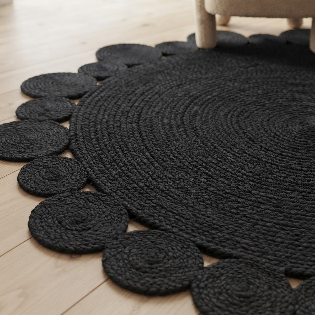 Round Shape Area Rug 100% Hand Braided Rustic Look Carpet for Home Decor Farmhouse Boho Scallop Rugs (Black)