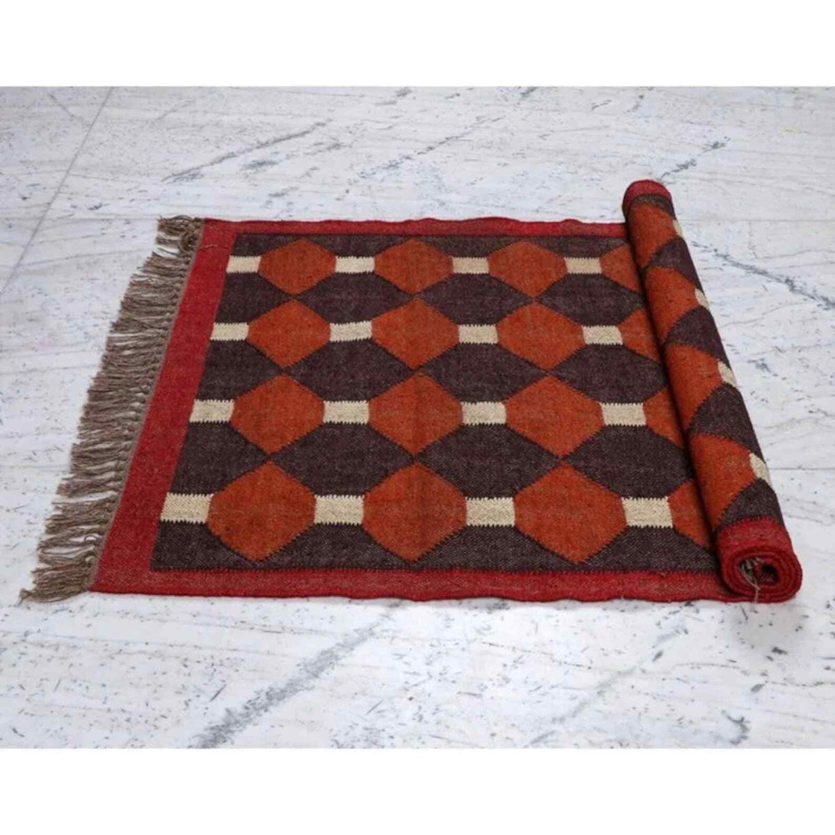 Durable Handmade Rectangle Kilim Wool Boho Rustic Look Area Carpet Jute Rug Farmhouse Mats (Red & Brown)