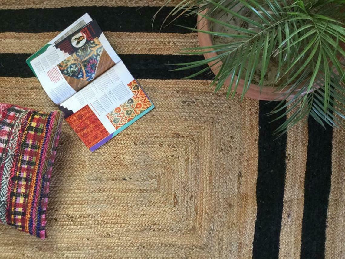 Rectangle Natural Jute Area Rug Hand Woven Braided Rag Rug for Kitchen Living Room and Bedroom Area Rug-Black Border