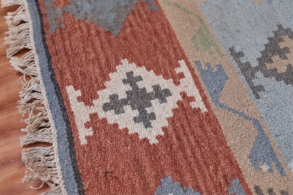 Rectangle Kilim Area Rug Handwoven Wool & Jute Flatweave Indoor/Outdoor Rug for Living Room, Bedroom, Dining, High-Traffic Areas, Lake House Decor rug- Multicolour