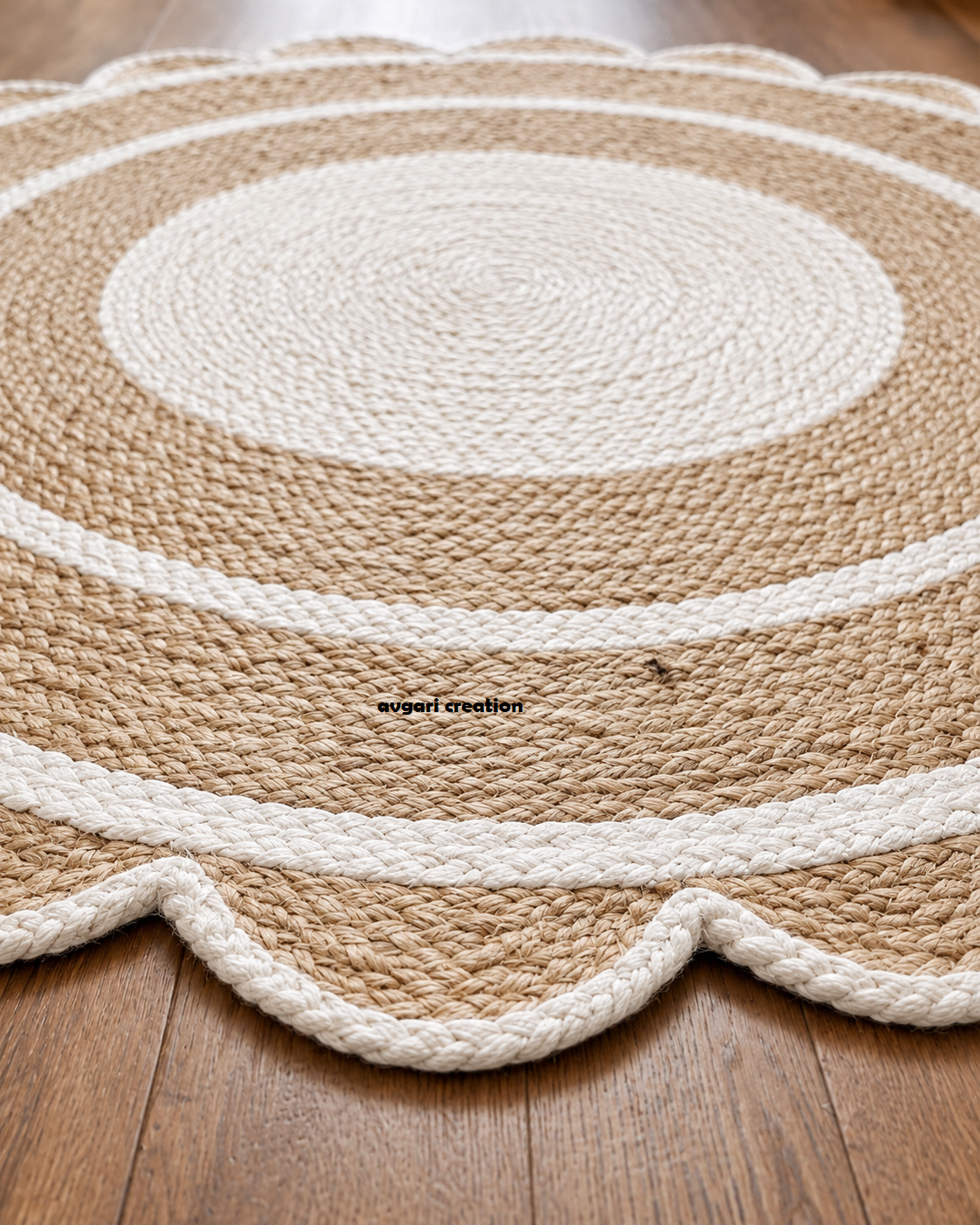 Round Shape Area Rug 100% Hand Braided Rustic Look Carpet for Home Decor Farmhouse Boho Scallop Rugs (White Border)