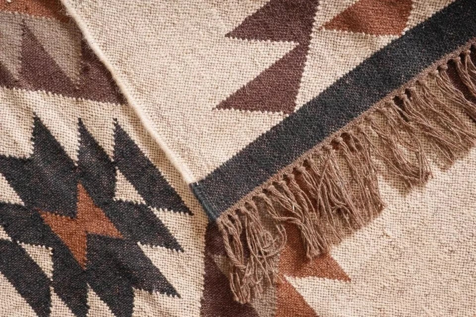 Handmade Kilim Rectangle Boho Mats Wool Durable Rustic Look Boho Area Carpet Farmhouse Jute Rug (Beige)